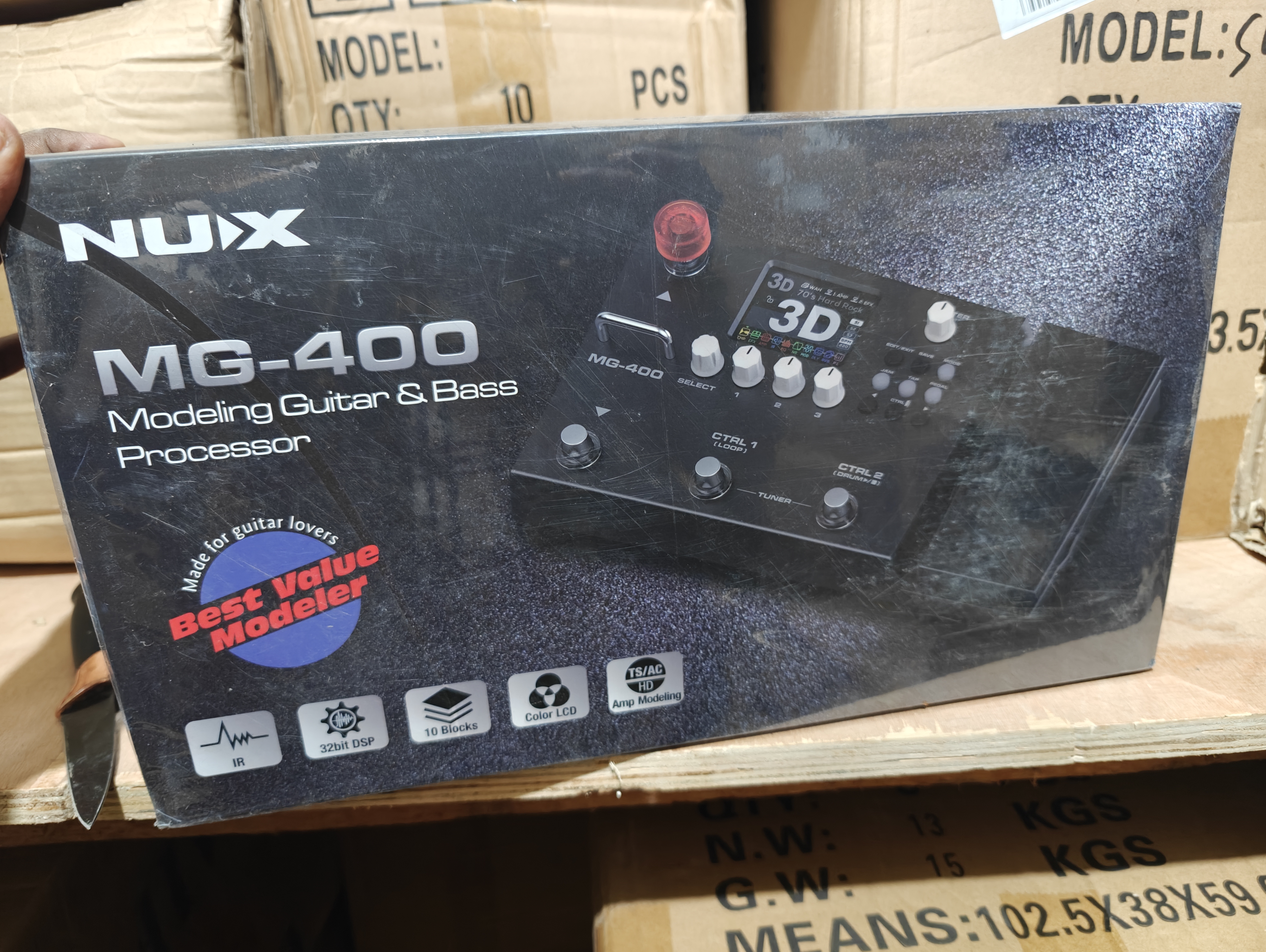 NUX MG-400 Multi Effects Pedal bass/ guitar